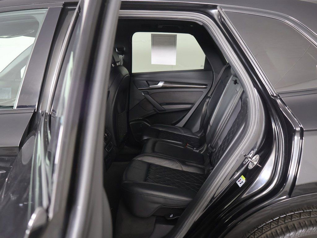 Used 2023 Audi SQ5 Premium Plus w/ Premium Plus Package image 32