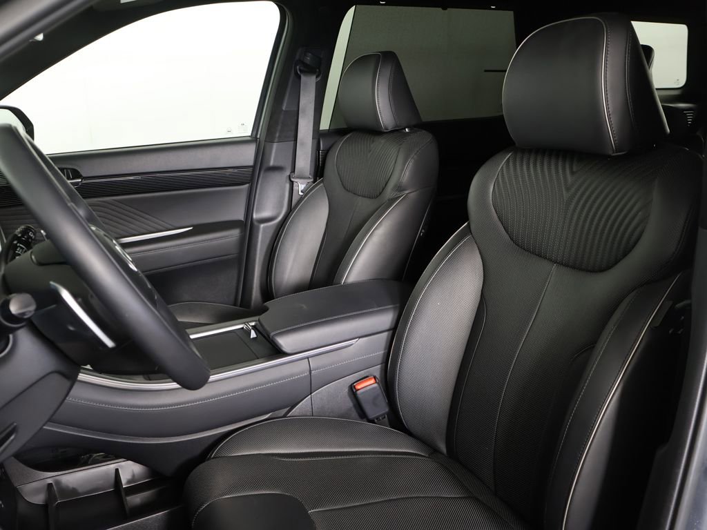 Used 2024 Hyundai Palisade Calligraphy image 36