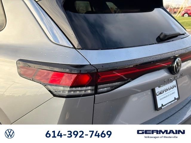 New 2026 Volkswagen Tiguan SE FWD image 14