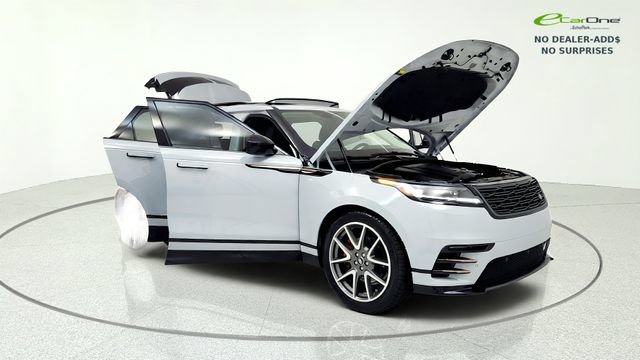 Used 2025 Land Rover Range Rover Velar Dynamic SE AWD/4WD image 11