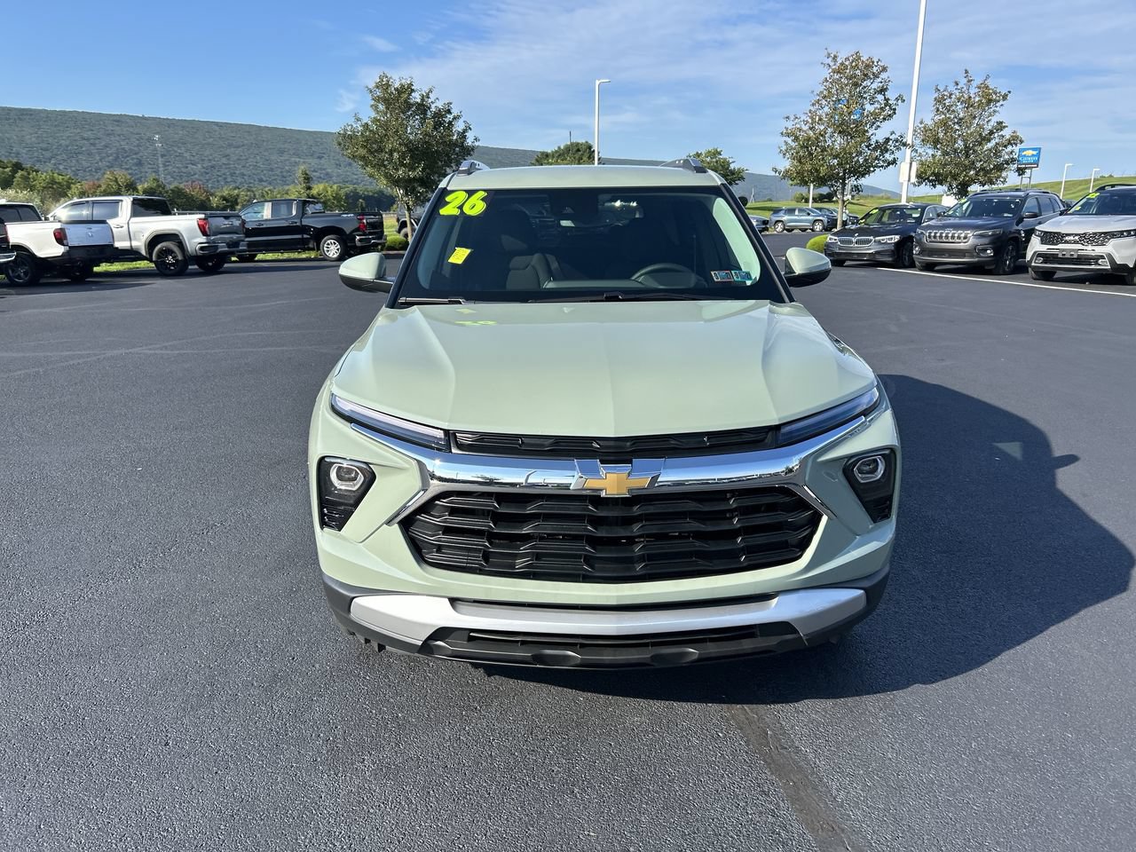 New 2026 Chevrolet TrailBlazer LT w/ Convenience Package AWD/4WD video 2
