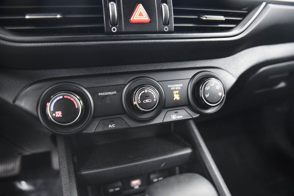 Used 2022 Kia Forte LXS image 23