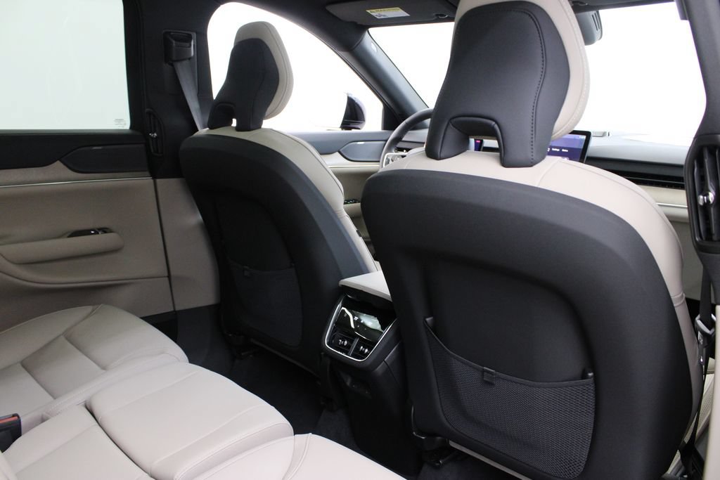 New 2026 Volvo EX90 Plus RWD image 20