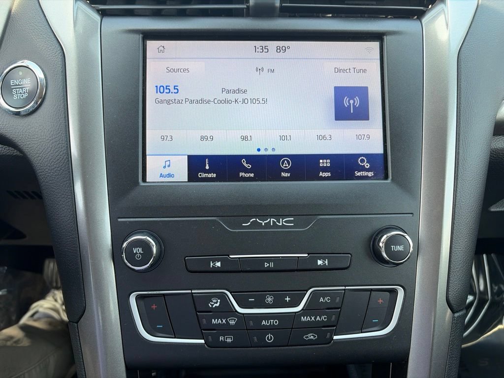 Used 2020 Ford Fusion SE FWD image 20