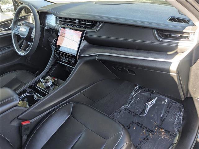 Used 2023 Jeep Grand Cherokee Limited image 21