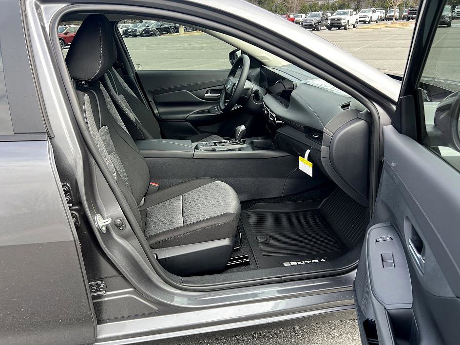 New 2026 Nissan Sentra SV image 24