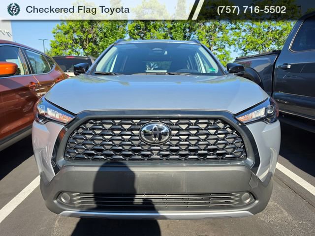 Certified 2025 Toyota Corolla Cross LE AWD/4WD image 2