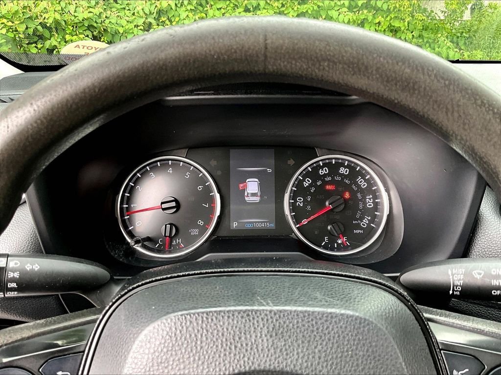 Certified 2022 Toyota RAV4 LE AWD/4WD image 23