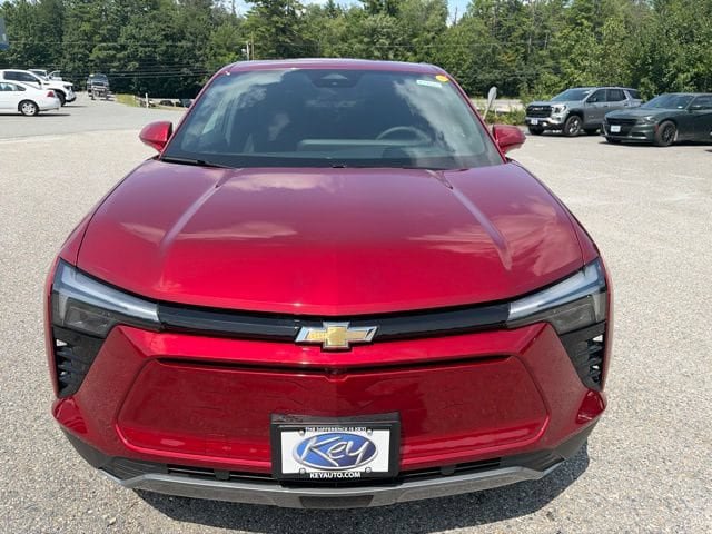 New 2026 Chevrolet Blazer EV LT AWD/4WD image 2