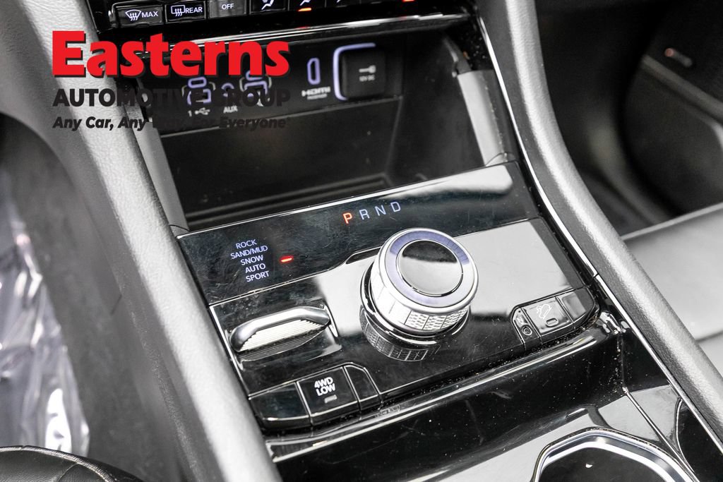 Used 2023 Jeep Grand Cherokee 4WD 4xe image 13
