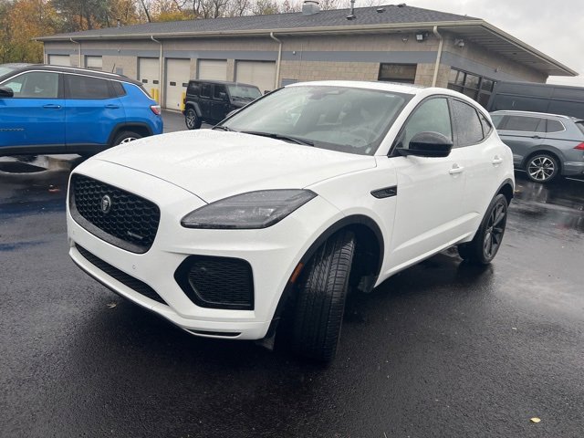 Used 2024 Jaguar E-PACE R-Dynamic SE image 5