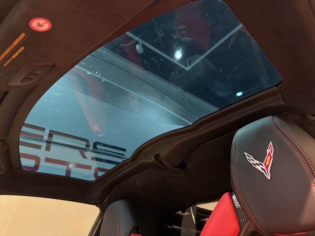 Used 2022 Chevrolet Corvette Stingray Premium Cpe w/ Z51 Performance Package image 13