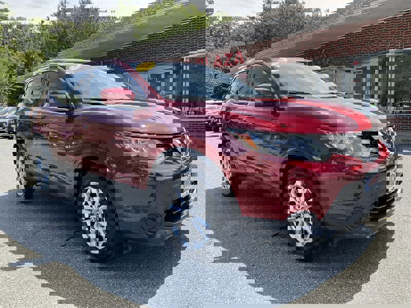 Used 2019 Nissan Rogue Sport S w/ Appearance Package image 3