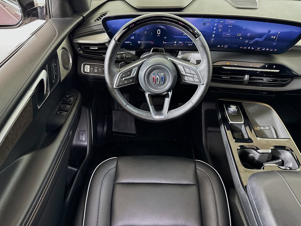 Certified 2025 Buick Enclave Avenir w/ Super Cruise Package AWD/4WD image 22