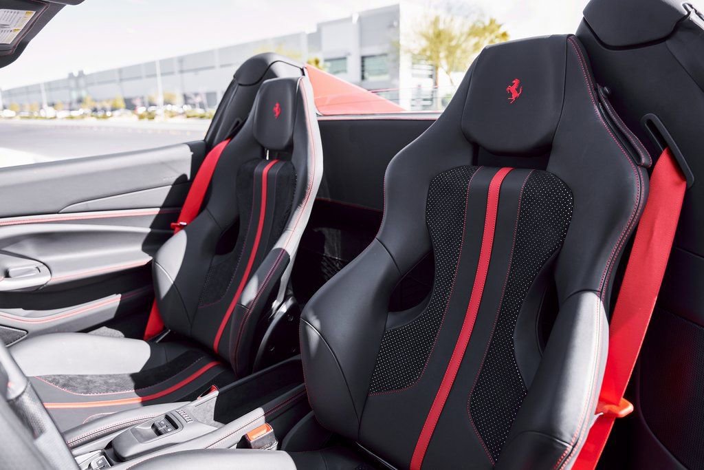 Used 2022 Ferrari F8 Tributo image 54
