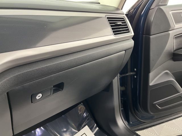 Used 2021 Volkswagen Atlas SE image 38