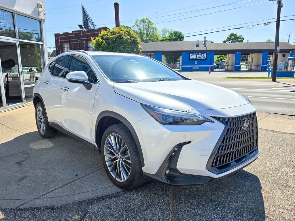 Used 2022 Lexus NX 350h AWD image 7