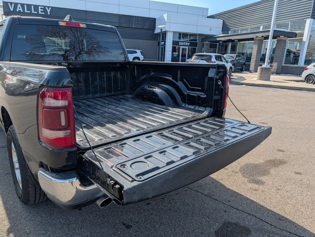 Used 2024 RAM 1500 Laramie AWD/4WD image 19