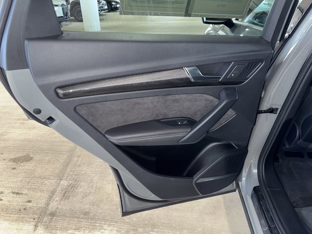 Used 2019 Audi SQ5 Premium Plus w/ Premium Plus Package image 20