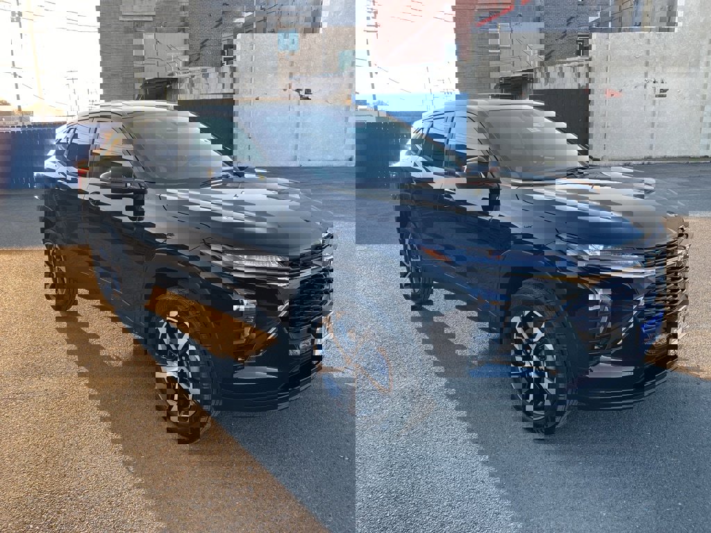 New 2026 Chevrolet Trax RS w/ Sunroof Package image 5