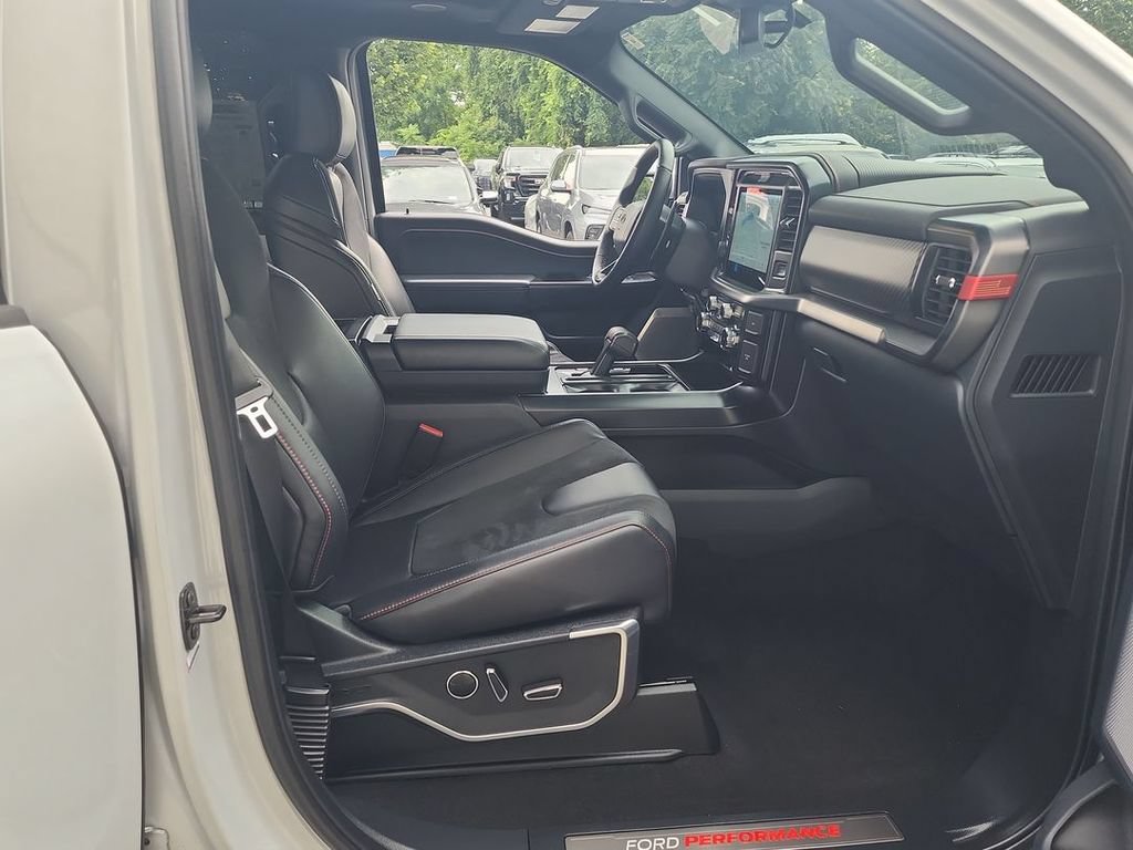 Used 2025 Ford F150 Raptor AWD/4WD image 28