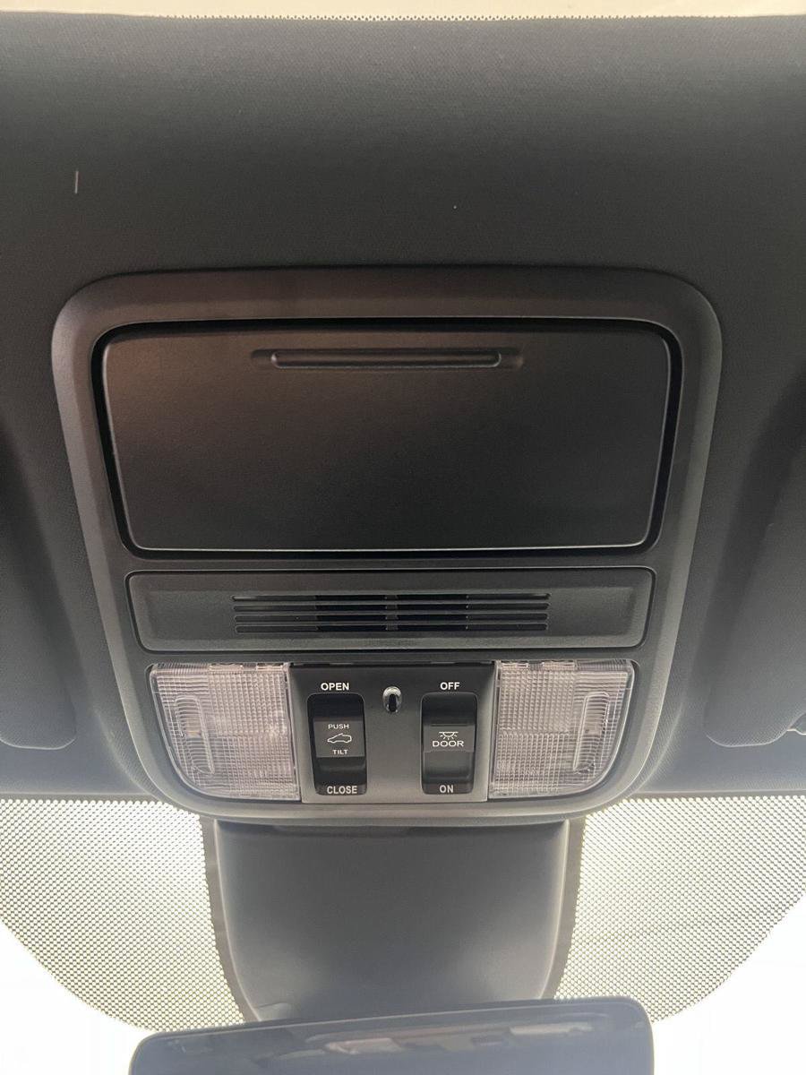New 2027 Honda Odyssey Sport-L image 14