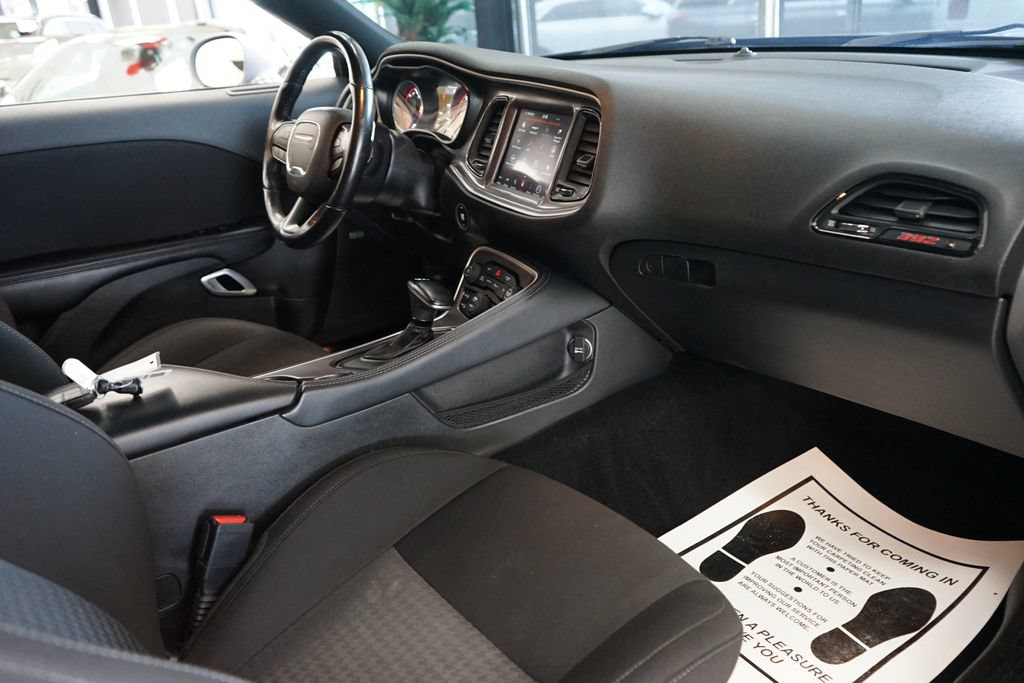 Used 2022 Dodge Challenger R/T Scat Pack RWD image 50