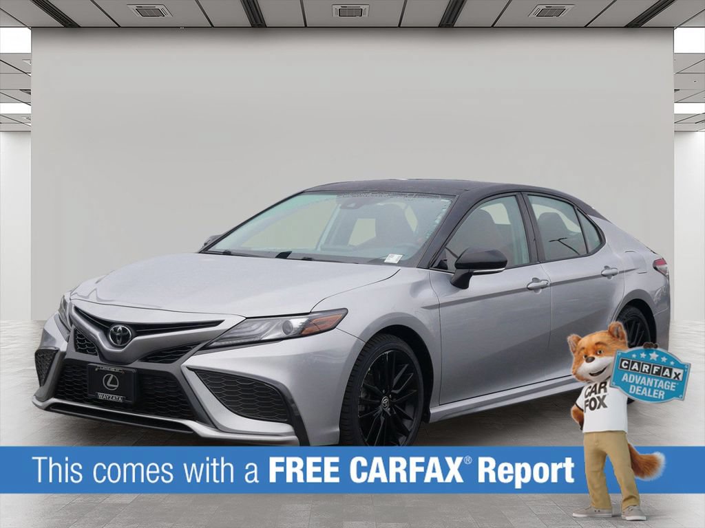 Used 2022 Toyota Camry XSE w/ Carpet Mat Package (TMS) AWD/4WD image 2