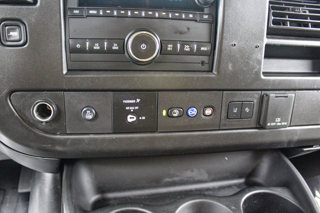 Used 2021 Chevrolet Express 3500 w/ Driver Convenience Package RWD image 28