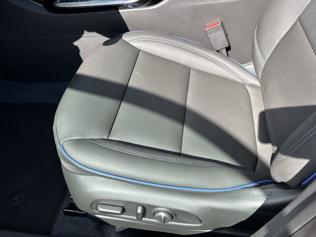 New 2026 Buick Envista Sport Touring w/ Convenience I Package image 21