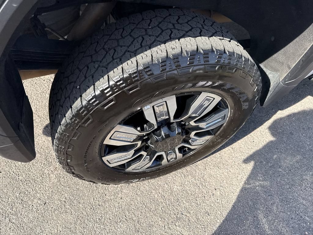 Certified 2024 GMC Sierra 2500 Denali AWD/4WD image 40