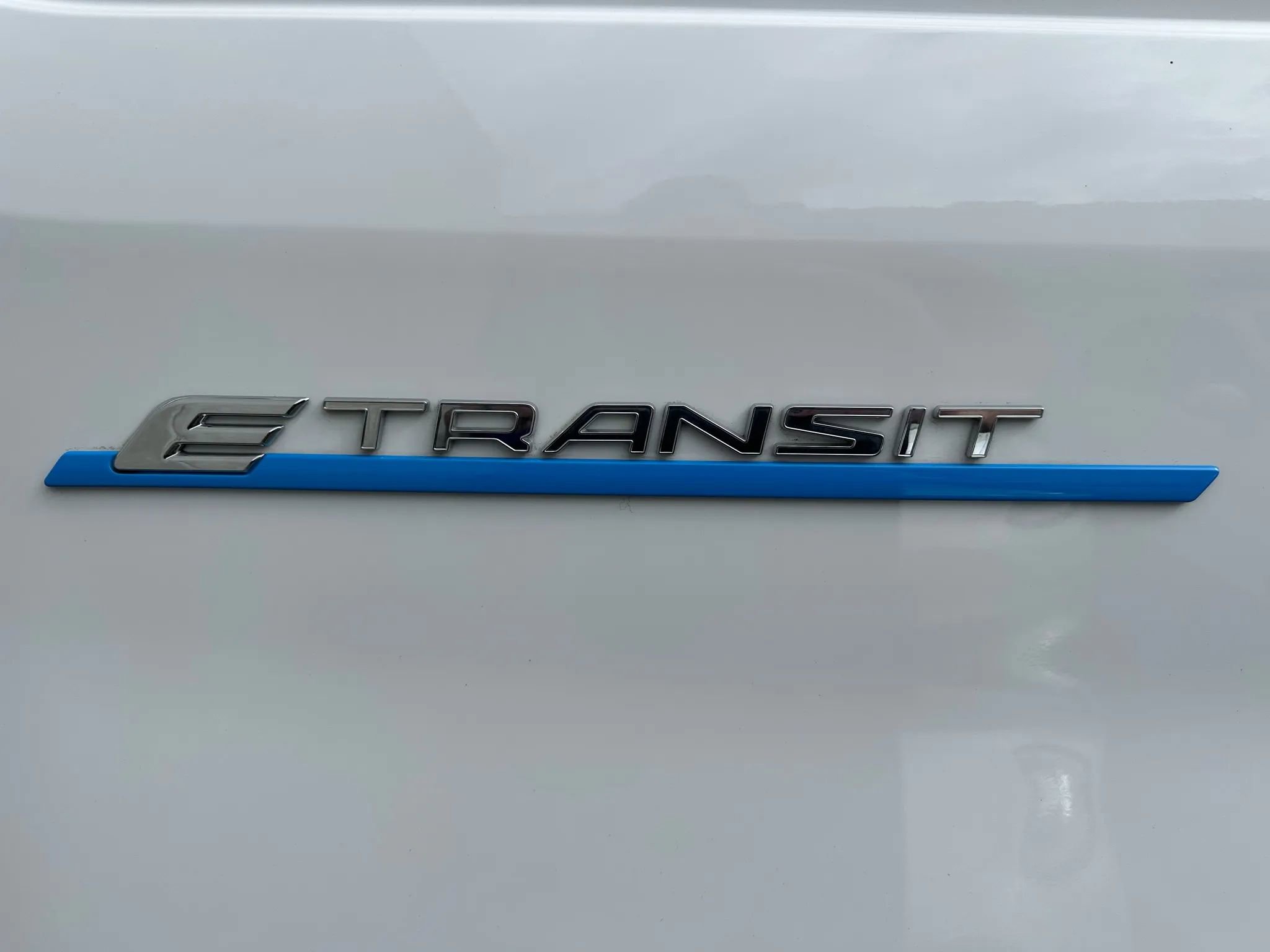 Used 2023 Ford E-Transit Low Roof image 7