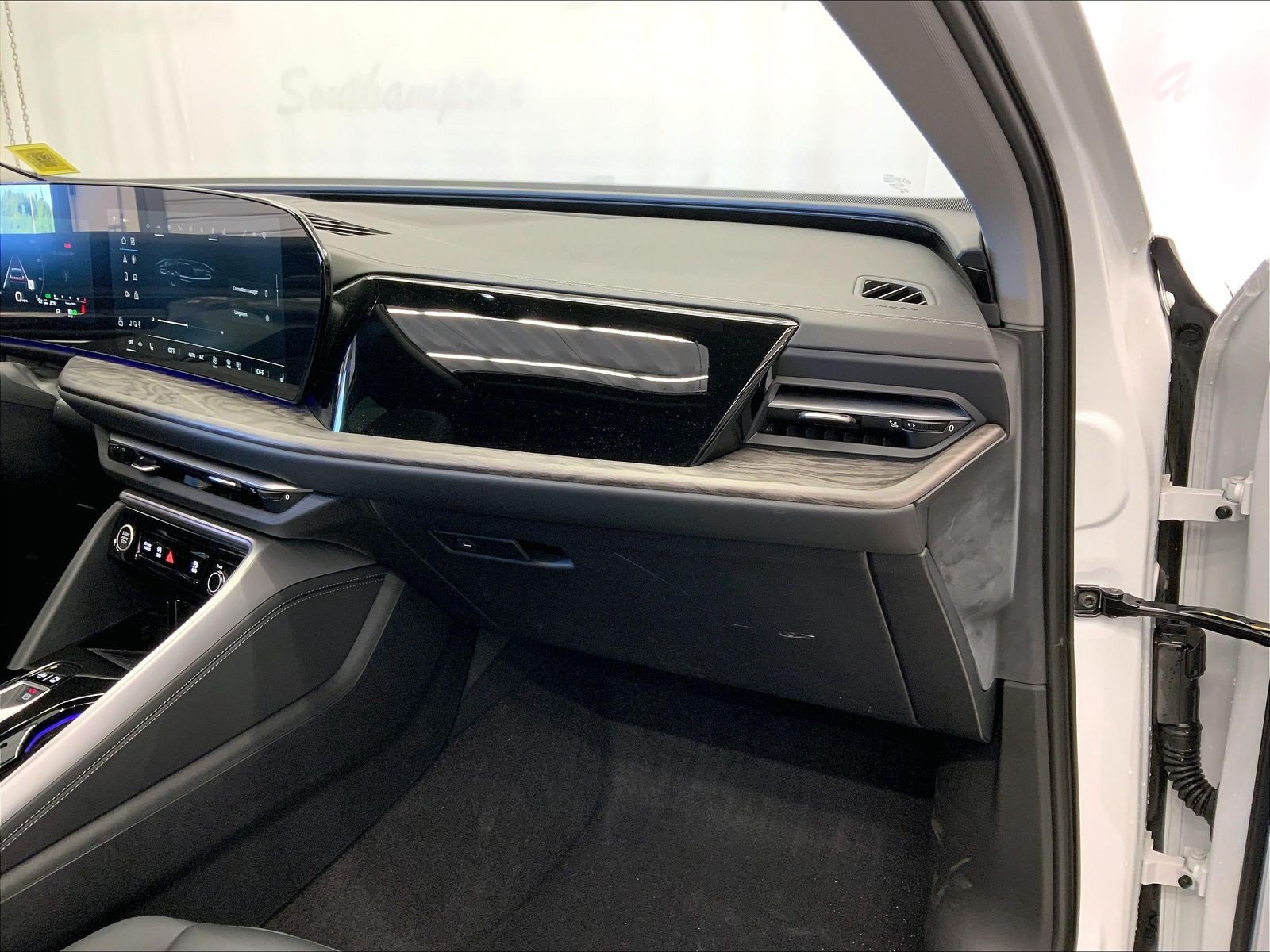 Certified 2025 Audi Q5 Premium w/ Premium Plus AWD/4WD image 15