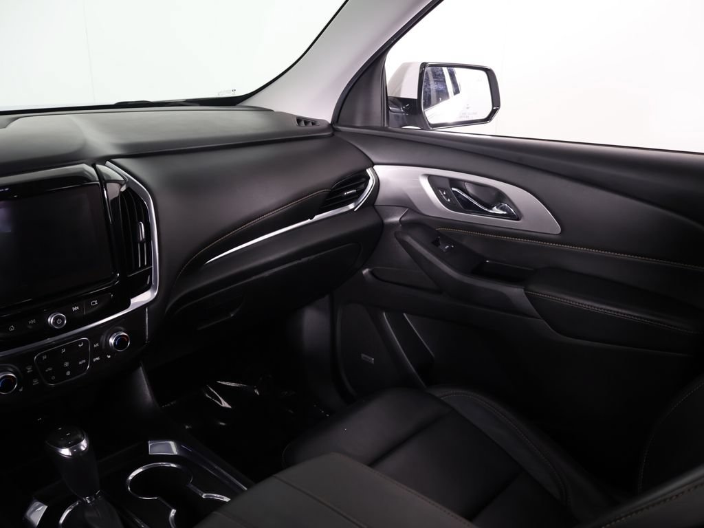 Used 2018 Chevrolet Traverse LT AWD/4WD image 37