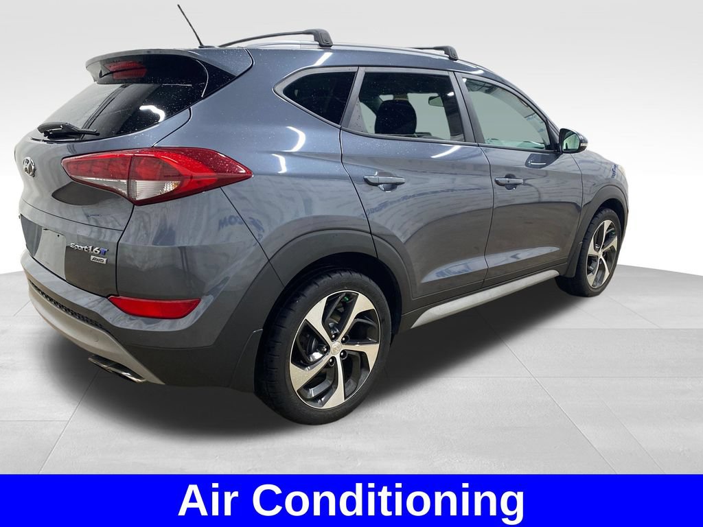 Used 2017 Hyundai Tucson Sport AWD/4WD image 4