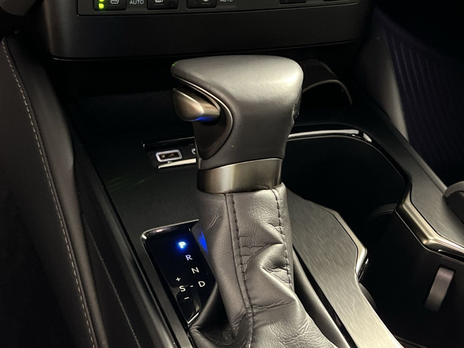 Used 2025 Lexus ES 350 w/ Premium Package FWD image 23