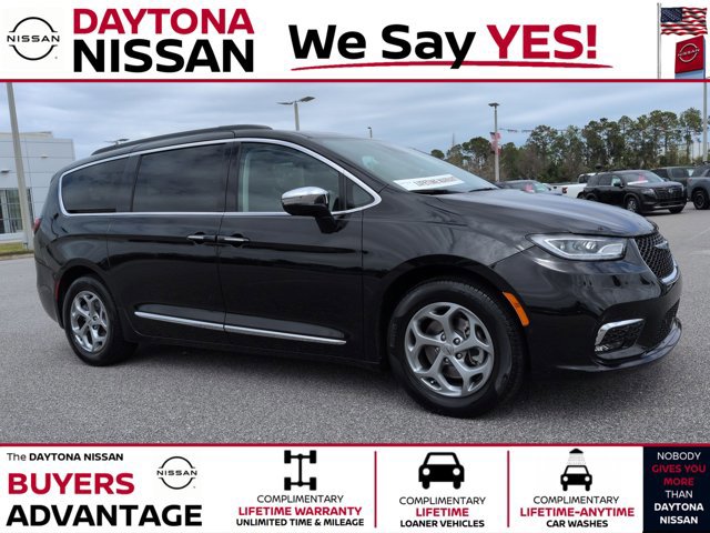 Used 2022 Chrysler Pacifica Limited