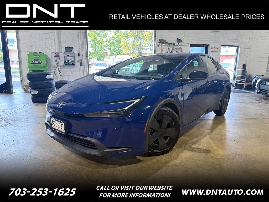 Used 2023 Toyota Prius LE