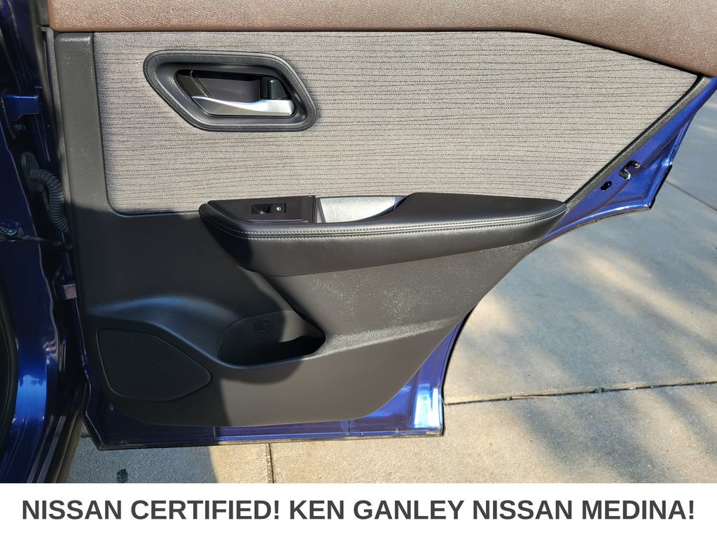 Certified 2023 Nissan Rogue SV AWD/4WD image 47