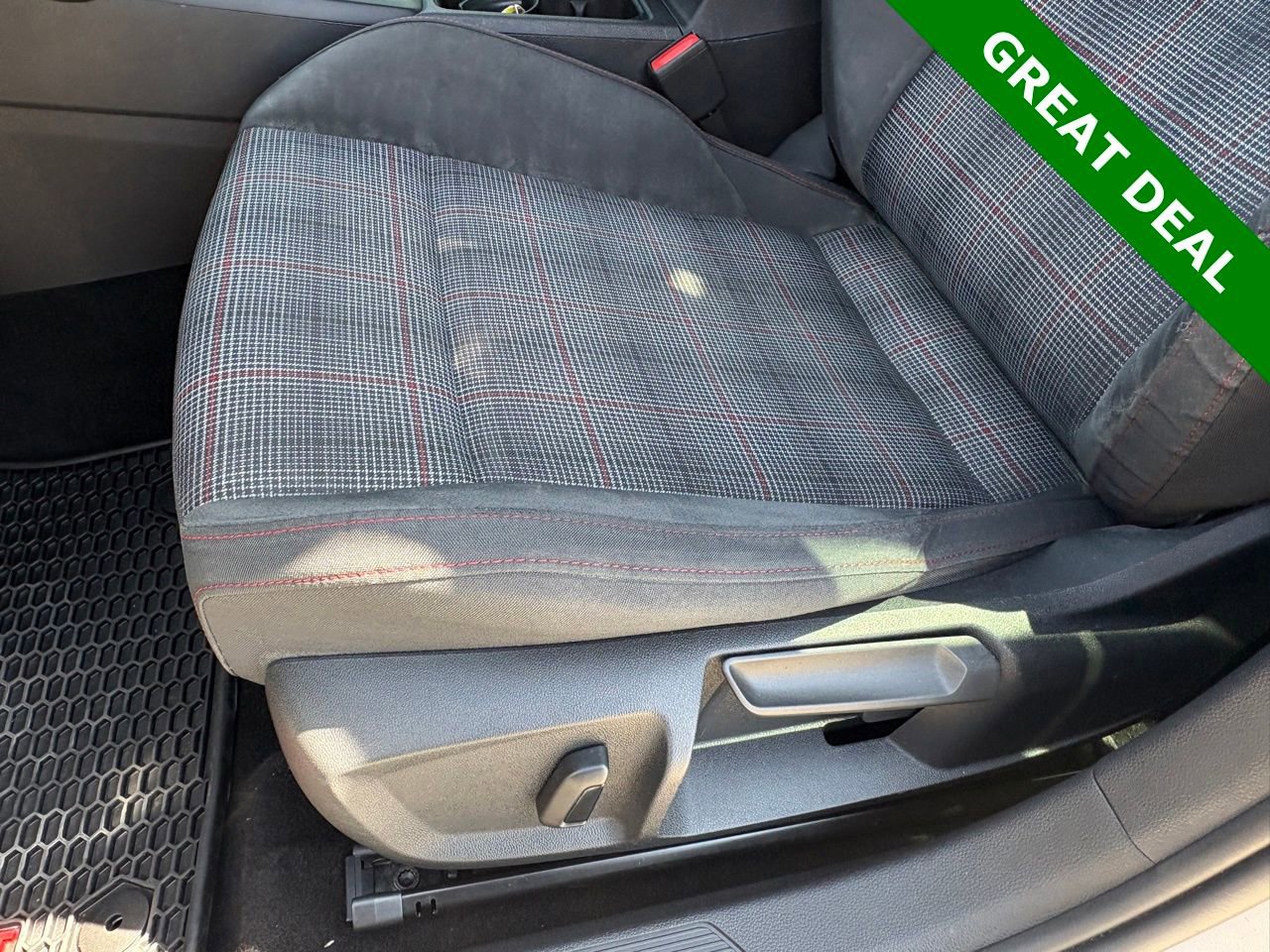 Used 2022 Volkswagen GTI S image 29