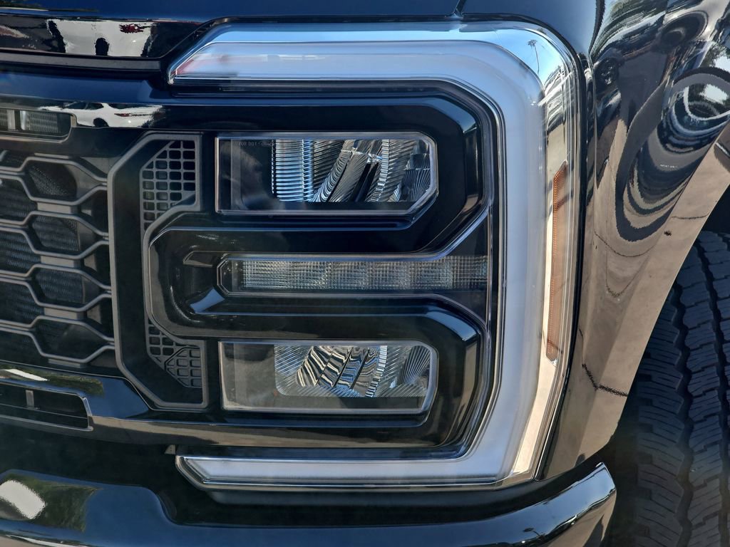 New 2026 Ford F250 Lariat w/ Black Appearance Package image 33
