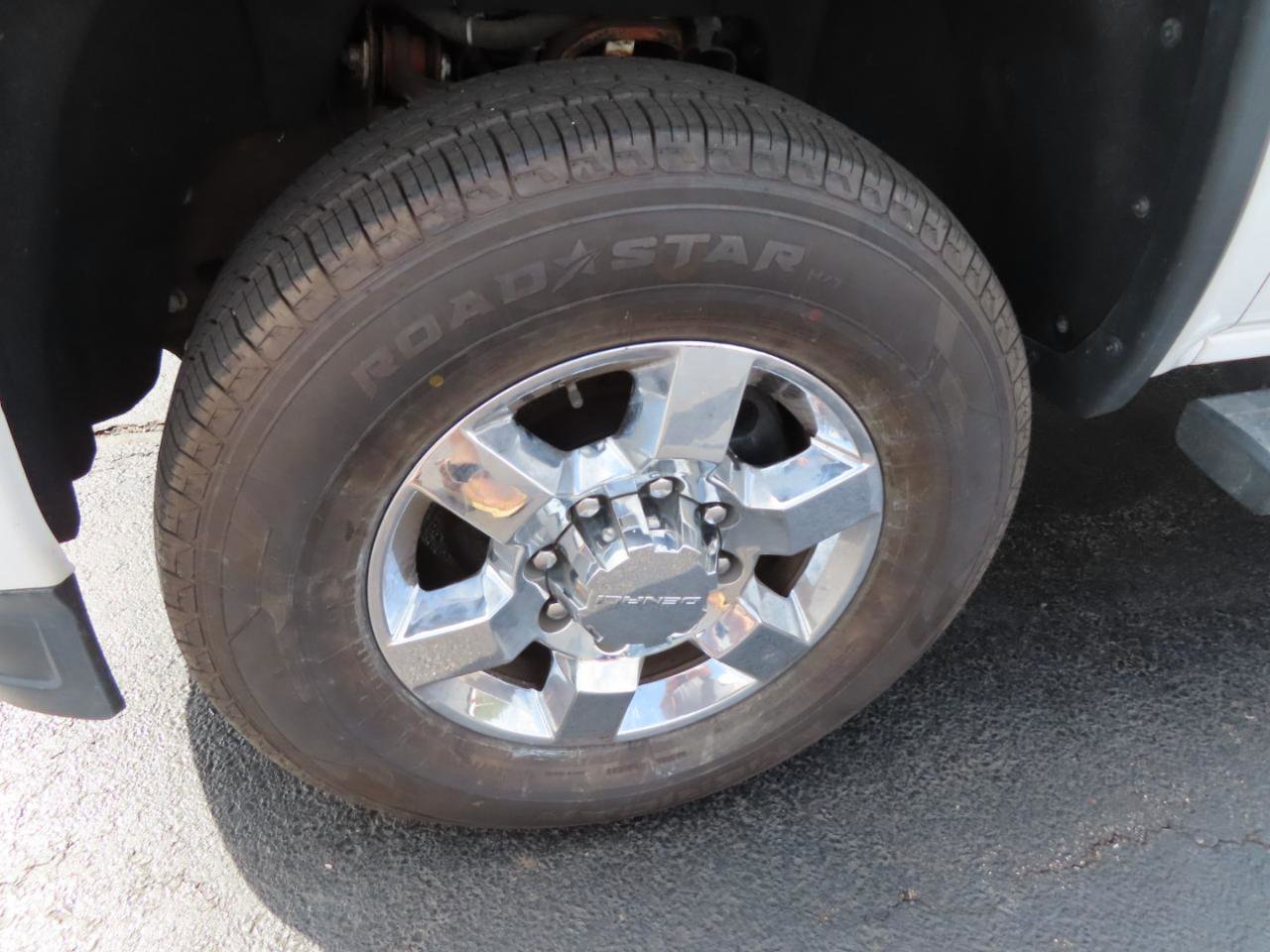 Used 2019 GMC Sierra 3500 Denali w/ Duramax Plus Package image 11