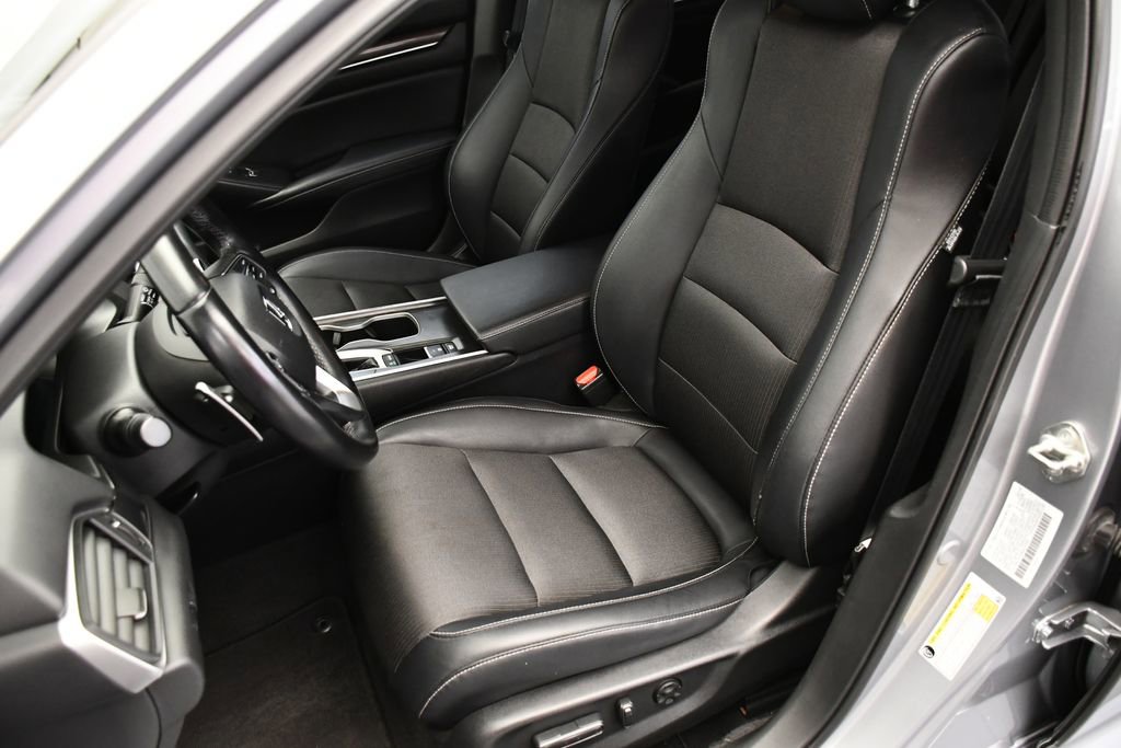 Used 2018 Honda Accord Sport image 35
