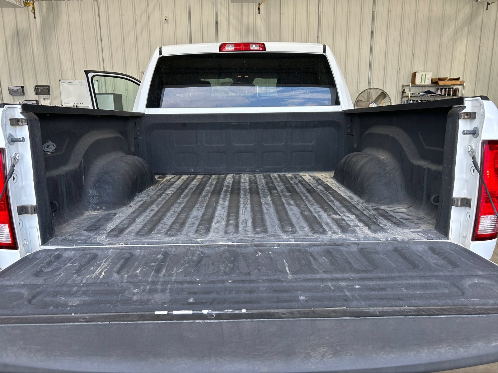 Used 2022 RAM 1500 Classic SLT w/ Electronics Group AWD/4WD image 22