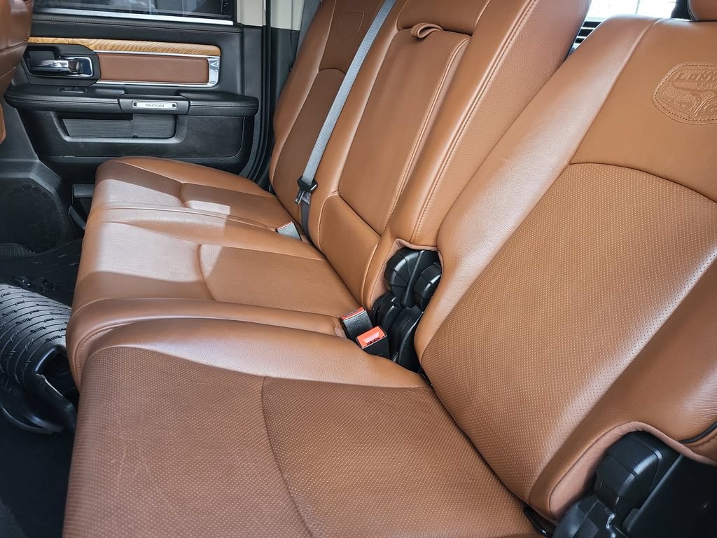 Used 2018 RAM 3500 Laramie Longhorn AWD/4WD image 12