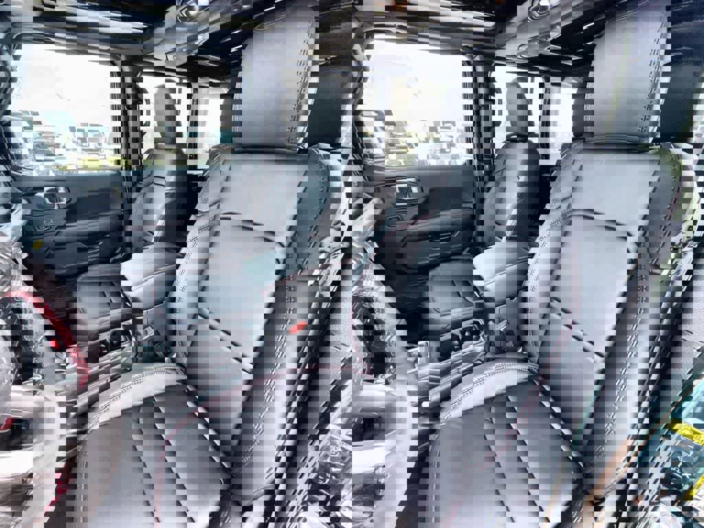 New 2026 Jeep Wrangler Unlimited Rubicon 392 image 14