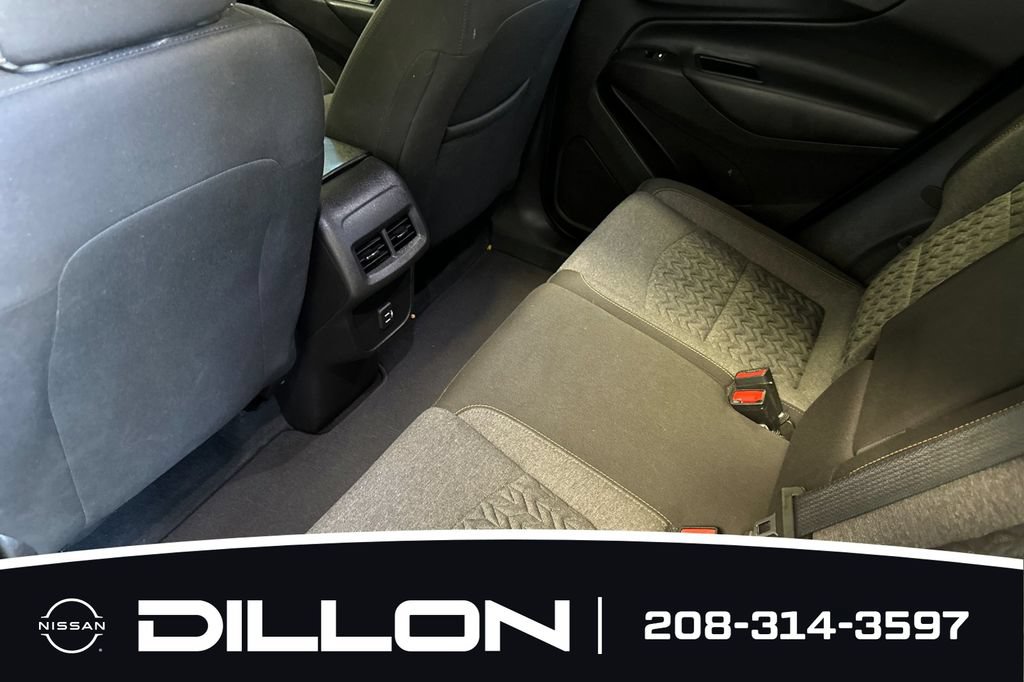 Used 2024 Chevrolet Equinox LT AWD/4WD image 12