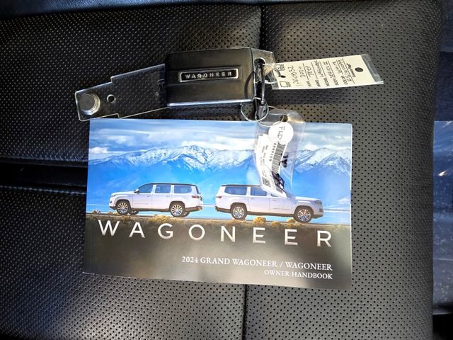 Certified 2024 Jeep Wagoneer Series II image 39