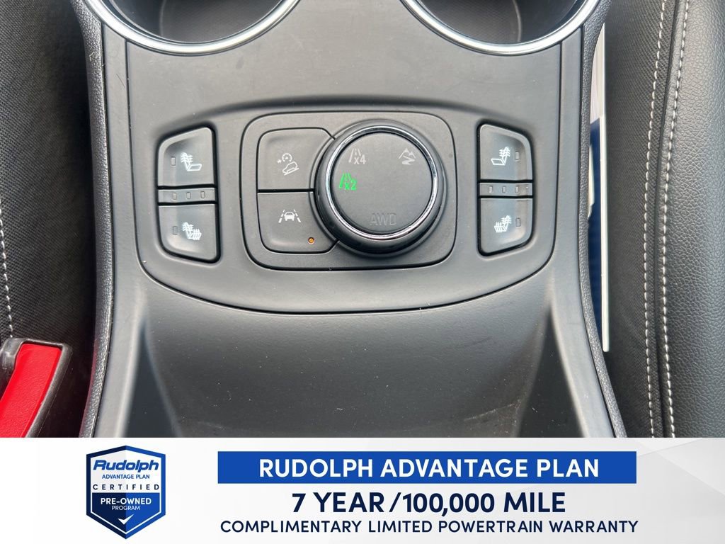 Used 2024 GMC Terrain SLT image 34