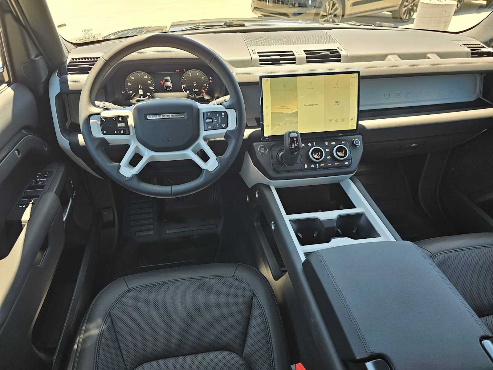 New 2026 Land Rover Defender 110 X-Dynamic SE AWD/4WD image 18